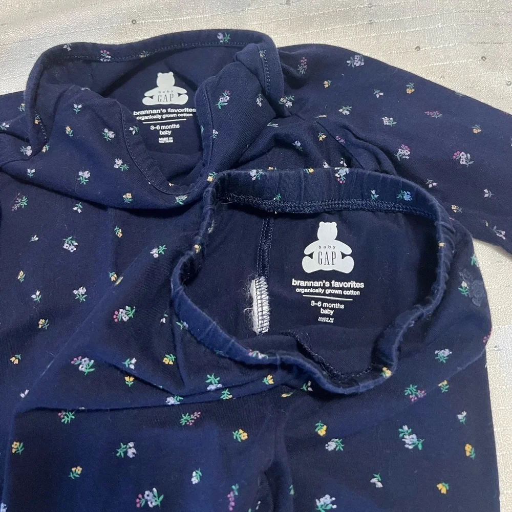 Baby Gap girl set